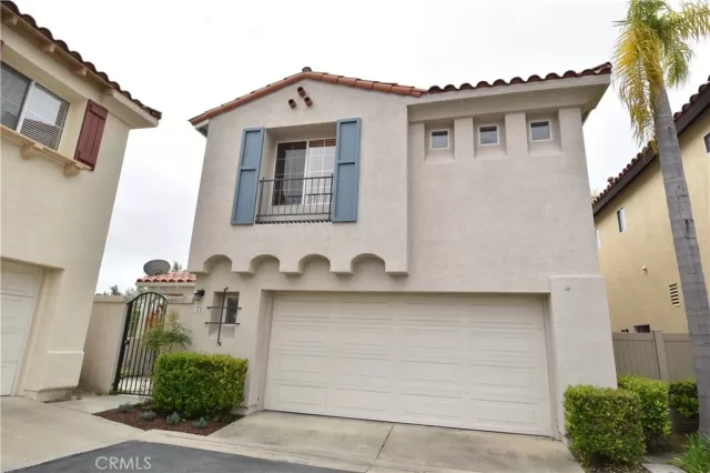 MLS: OC25037429 Condo For Sale