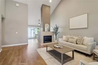 Photo #4: OC25037496 Listing 