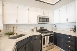 Photo #6: OC25037868 Listing 