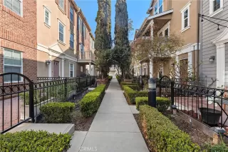 Photo #2: OC25038558 Listing