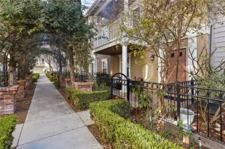 Photo #3: OC25038558 Listing