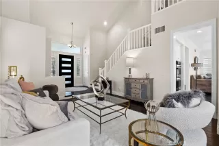 Photo #6: OC25038583 Listing