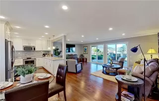 Photo #2: OC25039292 Listing