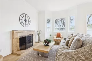 Photo #6: OC25040624 Listing