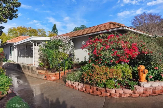 MLS: OC25040637 Condo For Sale