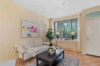 Photo #1: OC25041199 Listing 