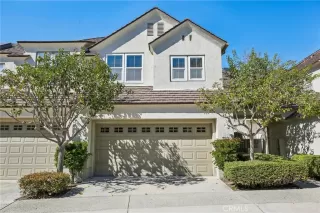 More Details about MLS # OC25041614 : 41 BRIGMORE AISLE