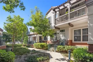 Photo #1: OC25042198 Listing 