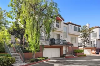 Photo #2: OC25042198 Listing 