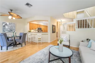 Photo #4: OC25042242 Listing 