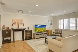 Photo #6: OC25042622 Listing