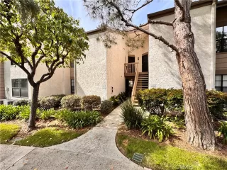 Photo #6: OC25043289 Listing 