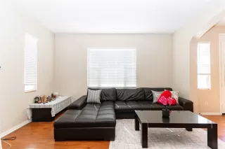 Photo #5: OC25044911 Listing 