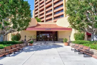 Photo #3: OC25045099 Listing