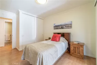 Photo #6: OC25045852 Listing