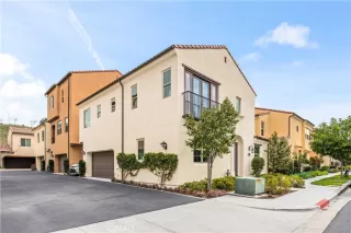 Photo #2: OC25046032 Listing