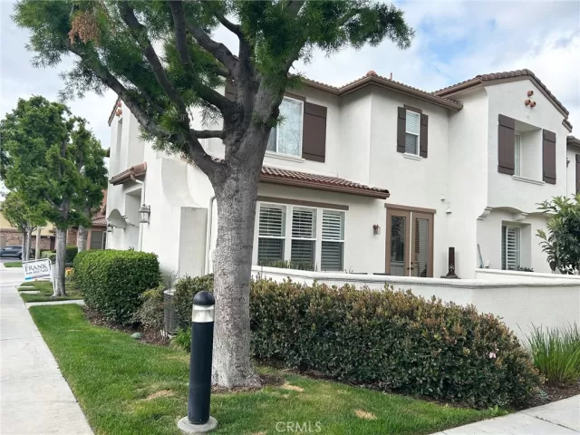 MLS: OC25046958 Condo For Sale