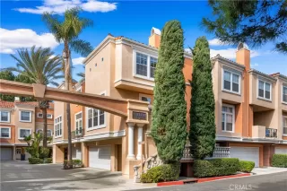 Photo #2: OC25046981 Listing 