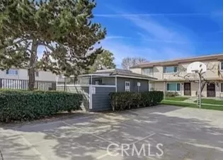 Photo #3: OC25047299 Listing