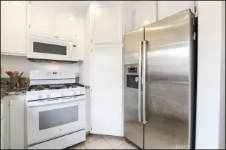 Photo #6: OC25047333 Listing 