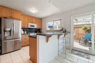 Photo #6: OC25047371 Listing