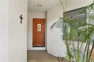 Photo #3: OC25047436 Listing