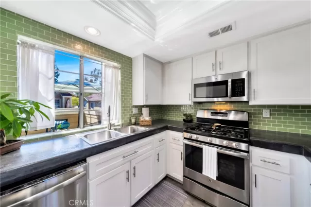 MLS: OC25047549 Condo For Sale