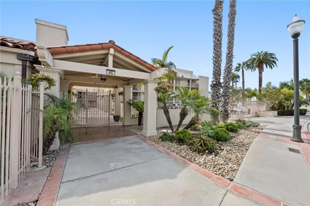 MLS: OC25047800 Condo For Sale