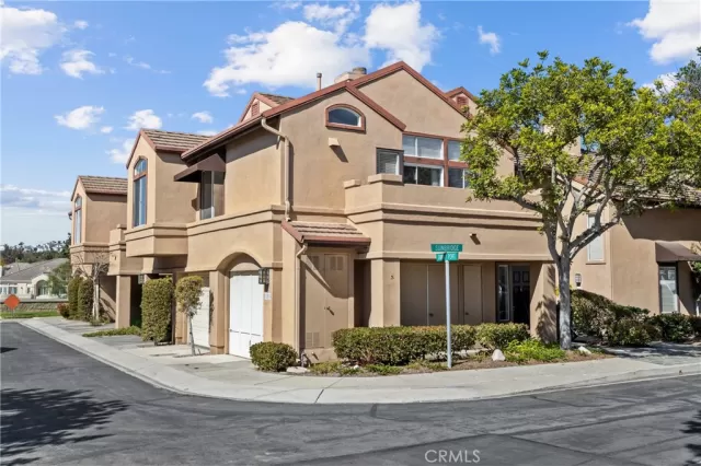 MLS: OC25048107 Condo For Sale