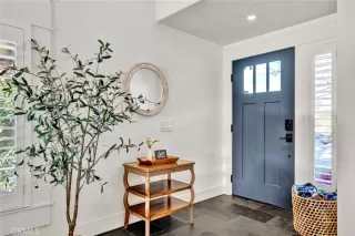 Photo #6: OC25048347 Listing 