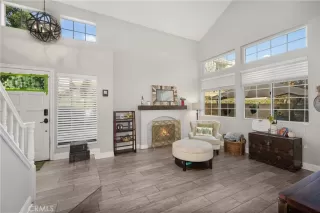 Photo #4: OC25048769 Listing