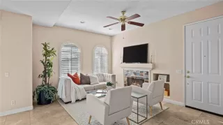 Photo #5: OC25048994 Listing