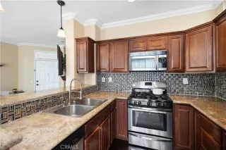 Photo #4: OC25049213 Listing