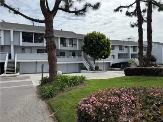 Photo #3: OC25049521 Listing