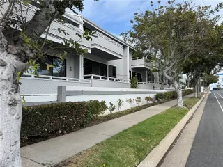 Photo #5: OC25049521 Listing