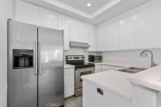 Photo #5: OC25049553 Listing