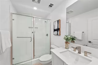 Photo #5: OC25049958 Listing