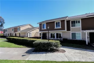 Photo #2: OC25050278 Listing 