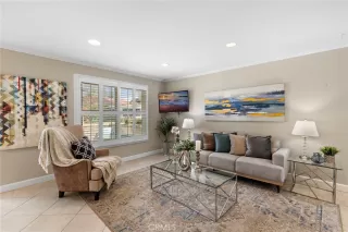 Photo #2: OC25050525 Listing