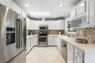 Photo #5: OC25050525 Listing