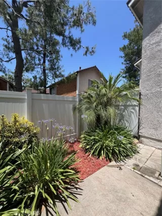 Photo #5: OC25050999 Listing 