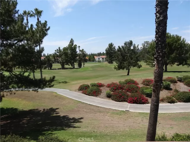 MLS: OC25051503 Condo For Sale