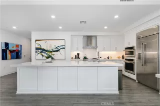 Photo #4: OC25051852 Listing