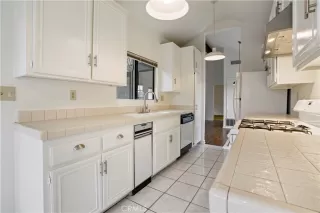 Photo #4: OC25052950 Listing 