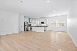 More Details about MLS # OC25053871 : 139 FIXIE