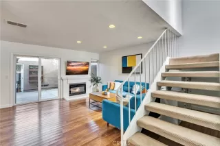 Photo #4: OC25054009 Listing 