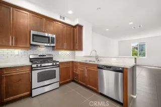 Photo #4: OC25054036 Listing 