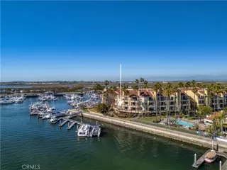More Details about MLS # OC25054095 : 16291 COUNTESS DRIVE 105