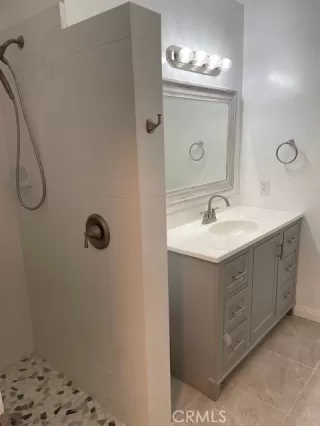 Photo #4: OC25054437 Listing 