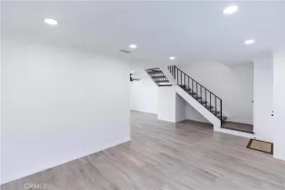 Photo #5: OC25054461 Listing